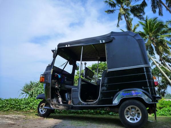 doprava_sri_lanka_tuk-tuk.jpg